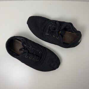 Toms Faux Wool Black Lace Up Slip On Shoes Women’s Size 8